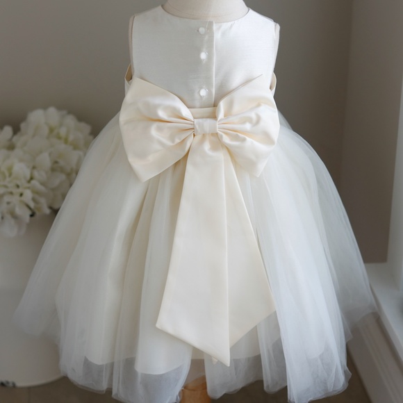 Ivory Flower Girl Dress Silk Blend Tulle Satin Ribbon Sash NWT LOVELY! - Picture 7 of 7